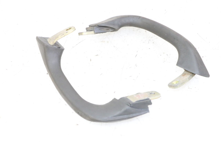 photo de MANIGLIA POSTERIORE YAMAHA XJN DIVERSION 600 (2000 - 2003) - Altra angolazione