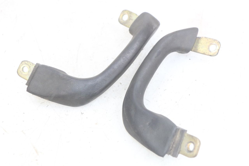 photo de MANIGLIA POSTERIORE YAMAHA YZF R THUNDERCAT 600 (1996 - 2003) - Altra angolazione