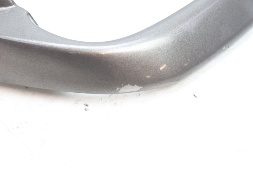 photo de MANIGLIA POSTERIORE KAWASAKI ZZR 600 (1995 - 2004) - Zoom sullo stato d'uso