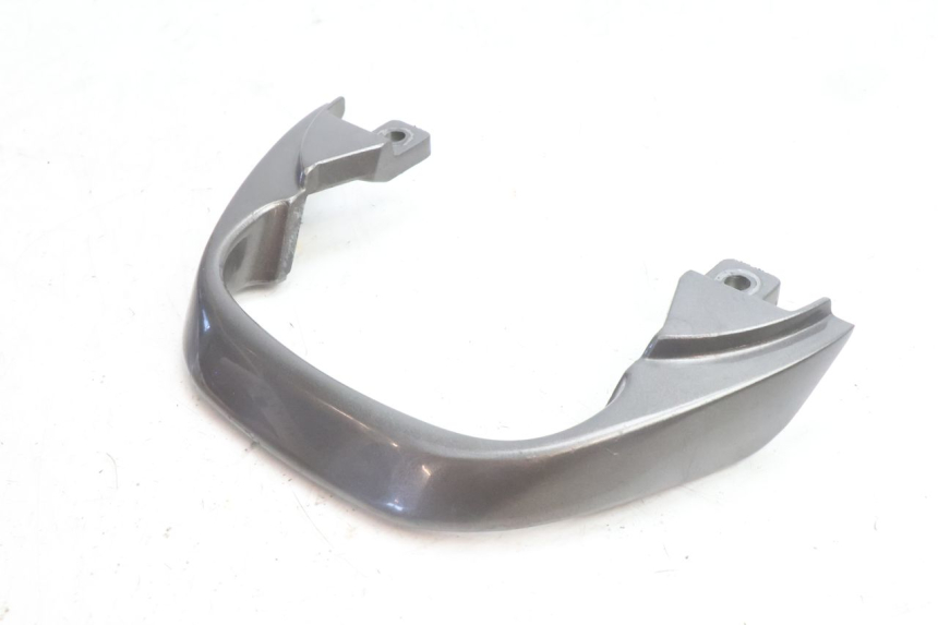 photo de MANIGLIA POSTERIORE KAWASAKI ZZR 600 (1995 - 2004) - Primo piano tecnico