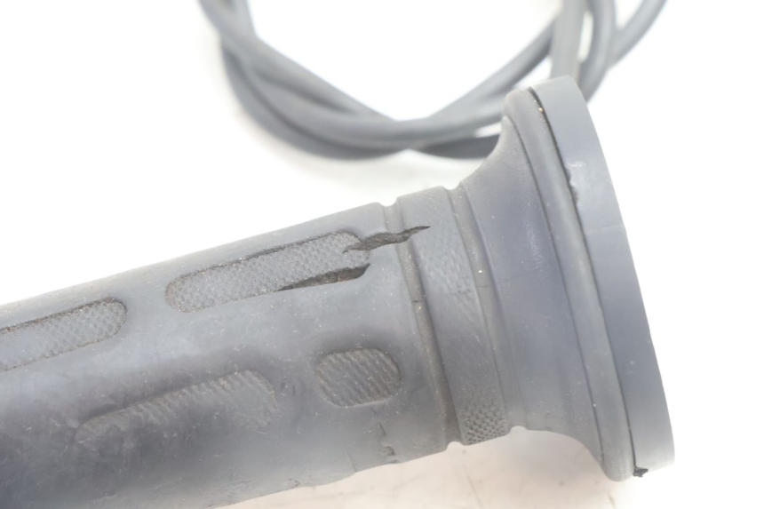 photo de MANOPOLA BMW C1 125 (2000 - 2003) - Zoom sullo stato d'uso