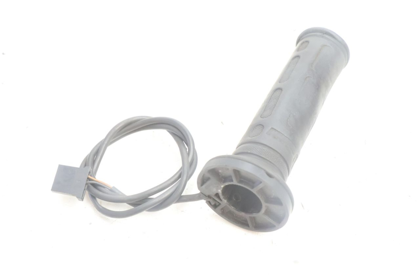 photo de MANOPOLA BMW C1 125 (2000 - 2003) - Primo piano tecnico