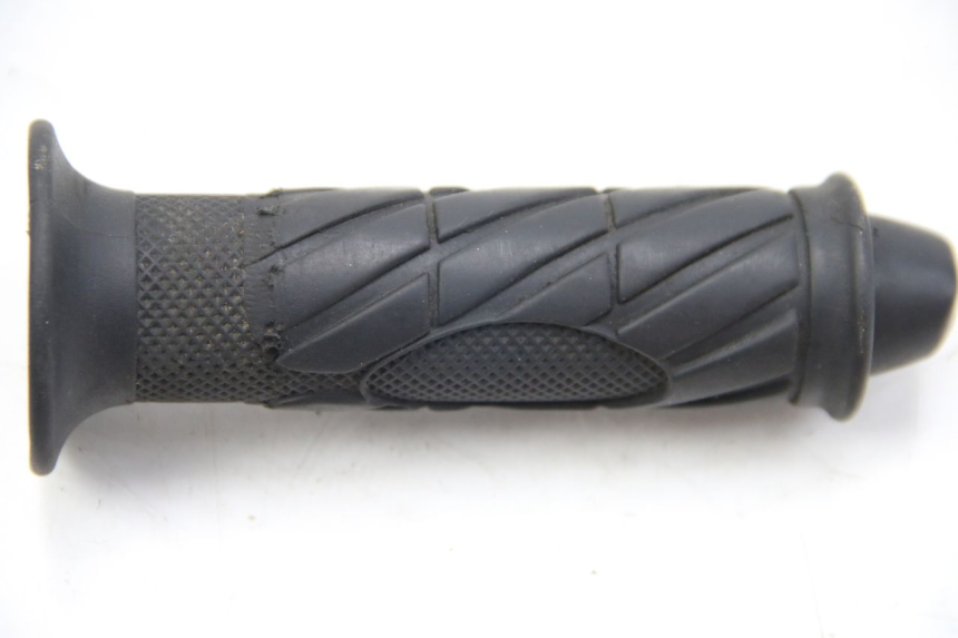 photo de MANOPOLE DEL MANUBRIO ORCAL KITE 4T 50 (2019 - 2023) - Dettagli dei punti di fissaggio