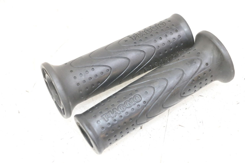 photo de MANOPOLA PIAGGIO MP3 LT 300 (2010 - 2016) - Vista principale