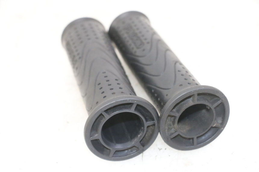 photo de MANOPOLA PIAGGIO MP3 LT 300 (2010 - 2016) - Dettaglio del componente