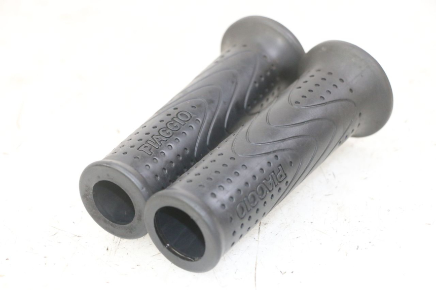 photo de MANOPOLA PIAGGIO MP3 LT 300 (2010 - 2016) - Zoom sullo stato d'uso