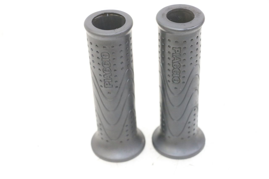 photo de MANOPOLA PIAGGIO MP3 LT 300 (2010 - 2016) - Altra angolazione