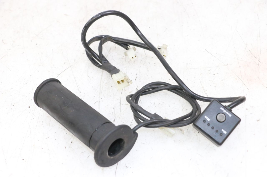 photo de Manopola del manubrio PIAGGIO MP3 LT 400 (2007 - 2012) - Vista principale