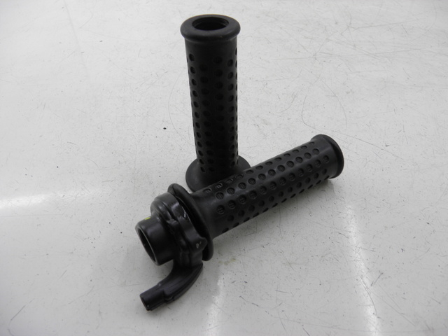 photo de MANOPOLA PIAGGIO XEVO - X EVO 125 (2007 - 2017) - Vista principale