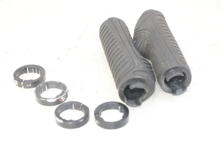 photo de MANOPOLA PUNK ELECTRIC RIDER 1 - Altra angolazione