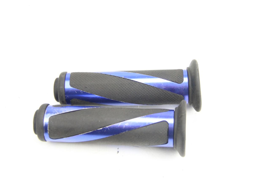 photo de Manopola del manubrio TNT MOTOR ROMA 10' 2T 50 (2011 - 2018) - Vista principale