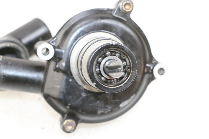 photo de POMPA ACQUA MV AGUSTA BRUTALE R WALLY 910 (2008 - 2008) - Primo piano tecnico