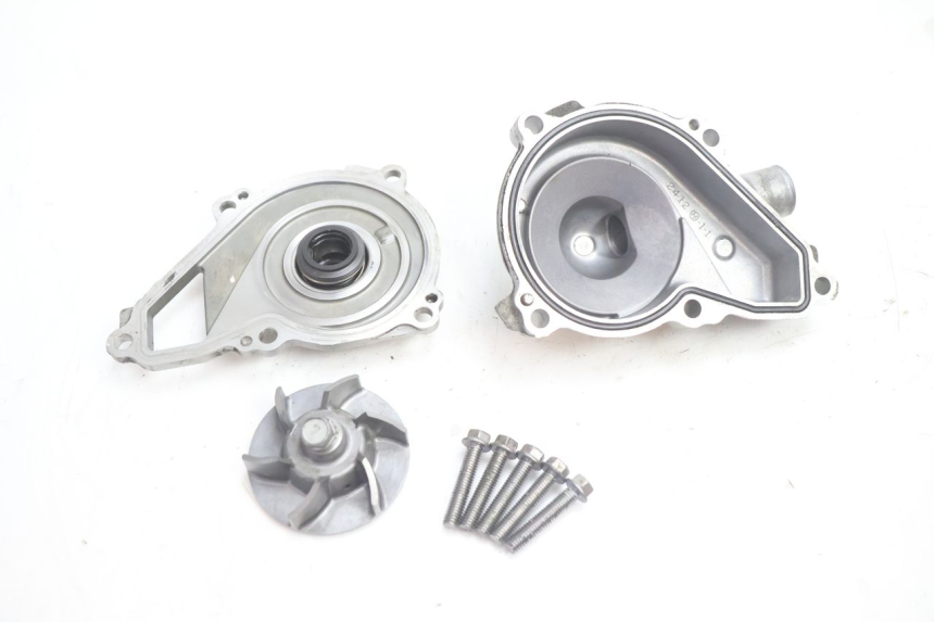 photo de POMPA ACQUA KAWASAKI ER-6 ER6 N 650 (2005 - 2009) - Dettaglio del componente