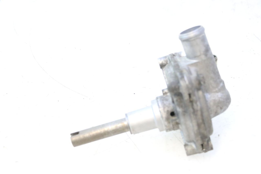 photo de POMPA ACQUA HONDA FJS SILVER WING SILVERWING 400 (2005 - 2008) - Primo piano tecnico