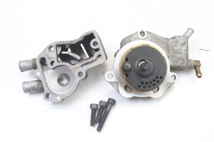 photo de POMPA ACQUA MBK OVETTO 4T 50 (2008 - 2016) - Altra angolazione