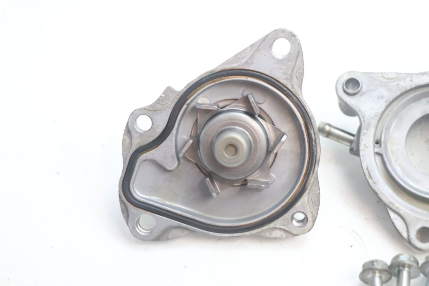photo de POMPA ACQUA HONDA PCX (JF28) 125 (2009 - 2011) - Dettaglio del componente
