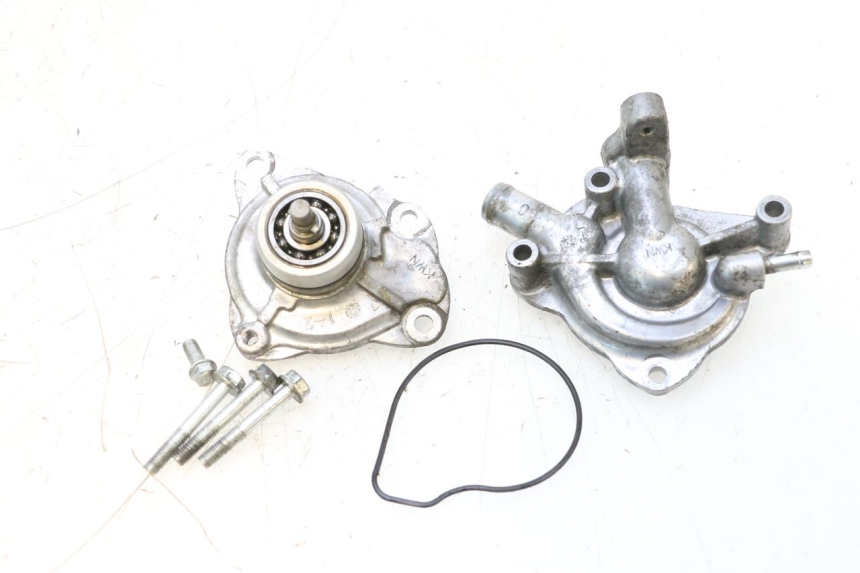 photo de POMPA ACQUA HONDA PCX (JF57/JF64) 125 (2014 - 2018) - Vista d'insieme del prodotto