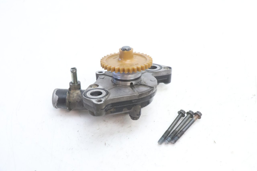 photo de POMPA ACQUA SUZUKI SV S 650 (1999 - 2002) - Altra angolazione
