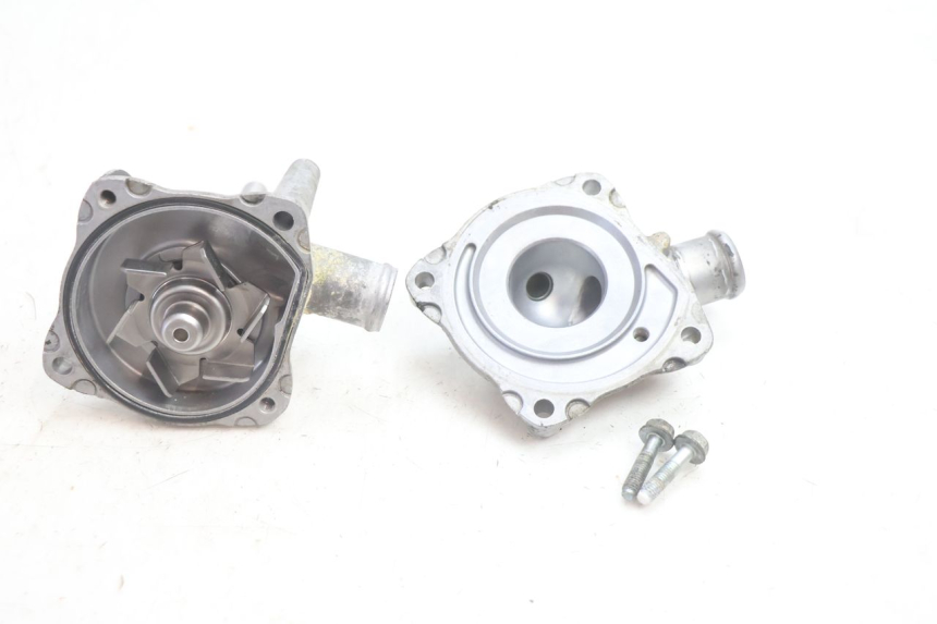 photo de POMPA ACQUA HONDA VFR FI RC46 800 (1998 - 2001) - Vista principale
