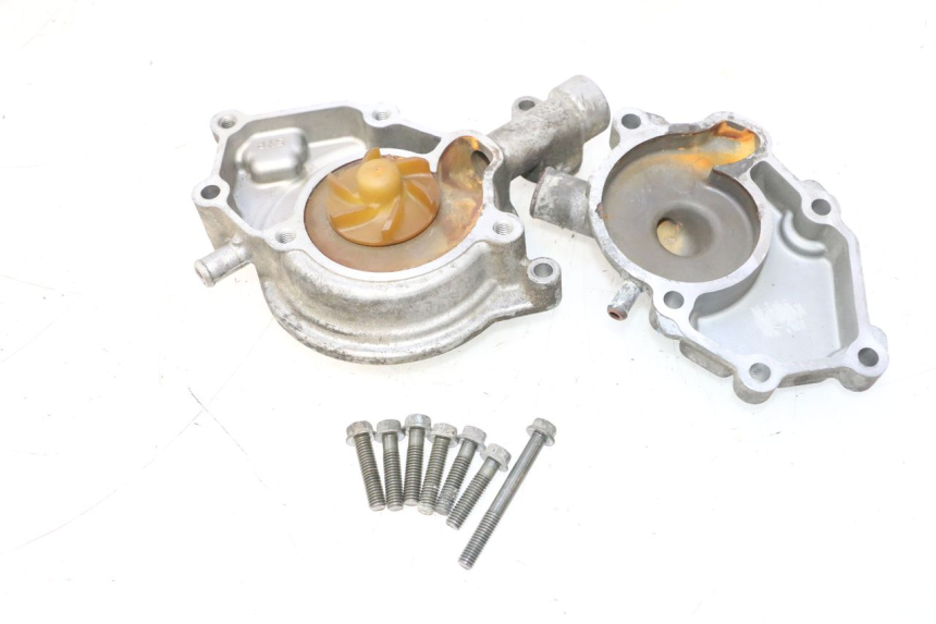 photo de POMPA ACQUA YAMAHA XMAX X-MAX 125 (2006 - 2009) - Dettaglio del componente