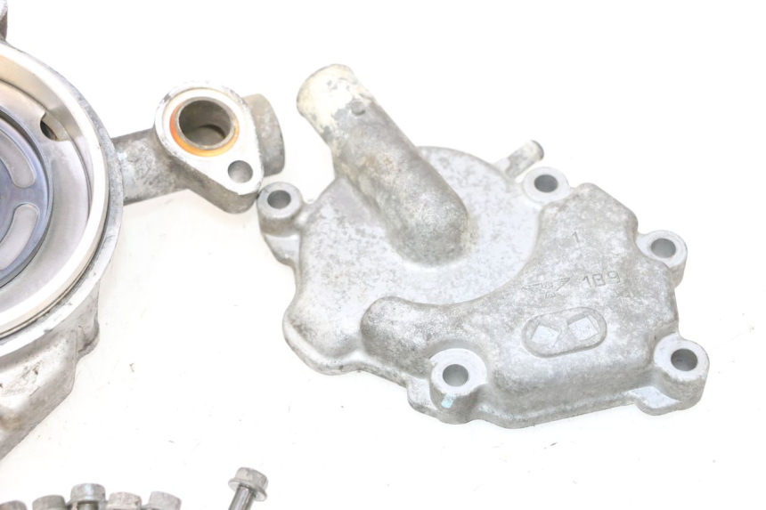 photo de POMPA ACQUA YAMAHA XMAX X-MAX 125 (2006 - 2009) - Vista d'insieme del prodotto