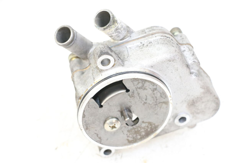 photo de POMPA ACQUA YAMAHA YP MAJESTY 125 (2007 - 2010) - Altra angolazione