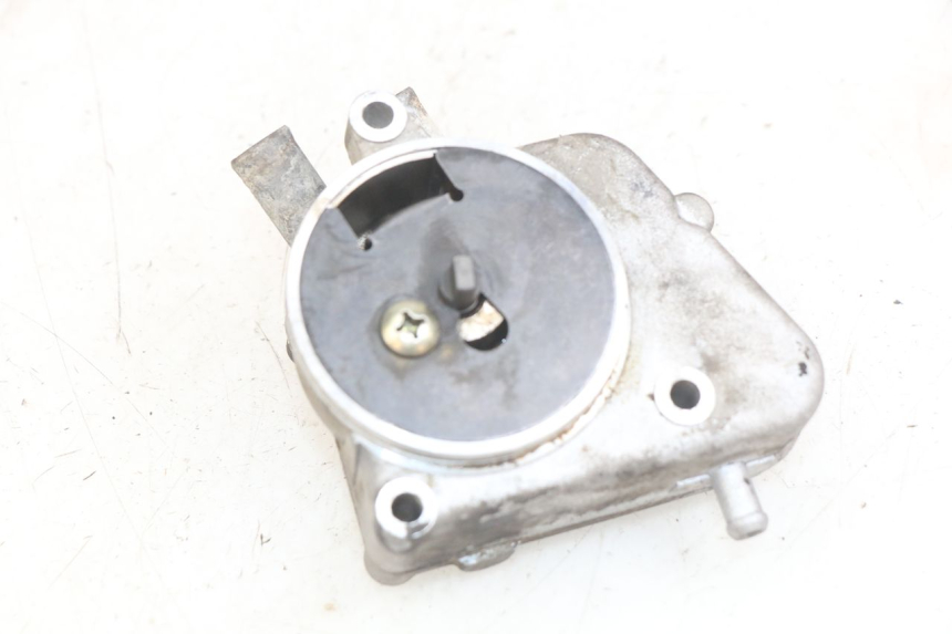 photo de POMPA ACQUA YAMAHA YP MAJESTY 125 (1998 - 2001) - Primo piano tecnico