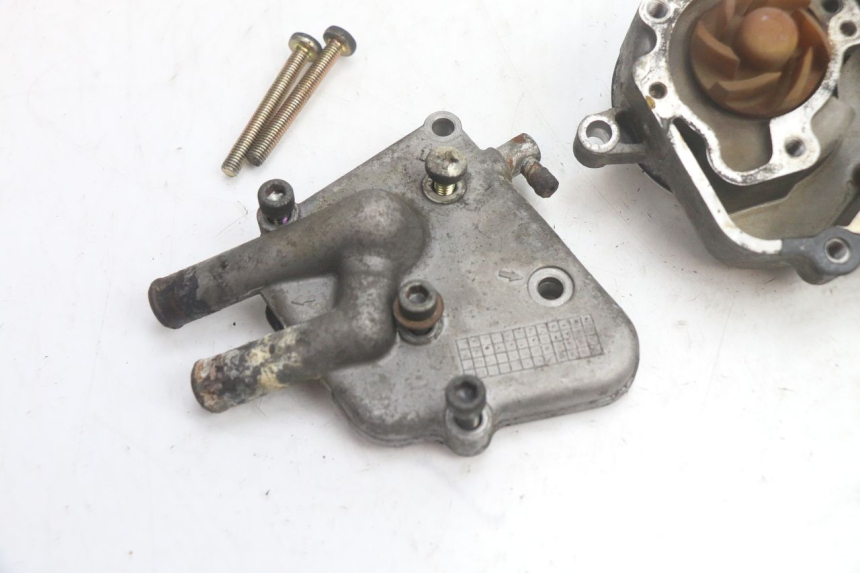 photo de POMPA ACQUA YAMAHA YP MAJESTY 125 (1998 - 2001) - Dettaglio del componente