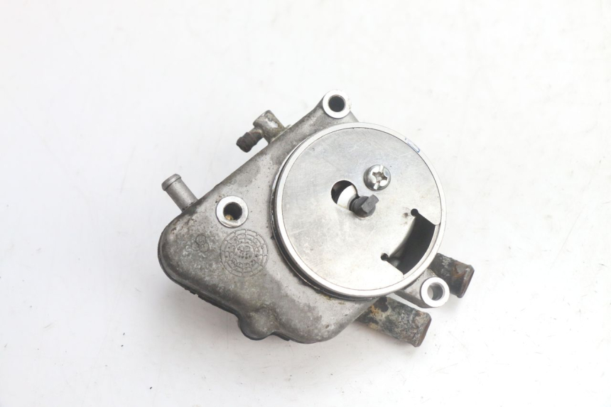 photo de POMPA ACQUA YAMAHA YP MAJESTY 125 (1998 - 2001) - Primo piano tecnico