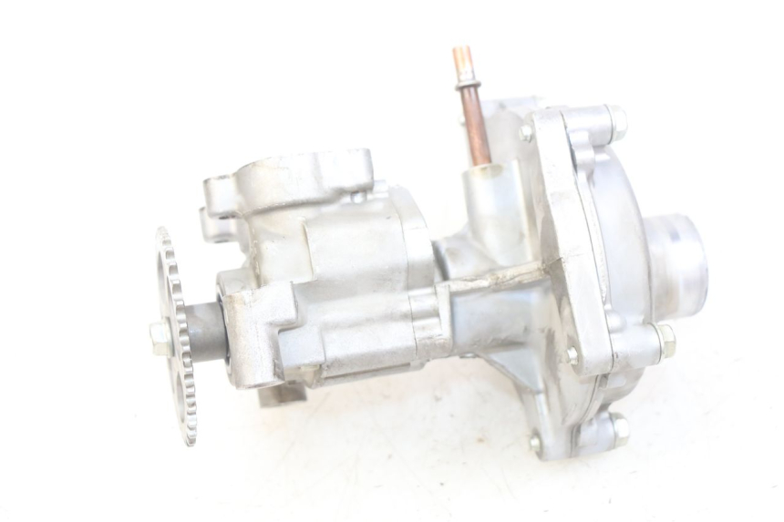 photo de POMPA ACQUA YAMAHA YZF R1 1000 (2007 - 2008) - Zoom sullo stato d'uso