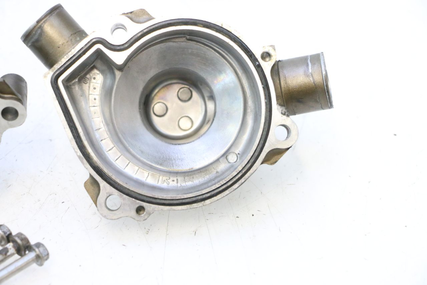 photo de POMPA ACQUA KAWASAKI ZX-6R ZX6R 600 (2000 - 2002) - Marcature e riferimenti originali
