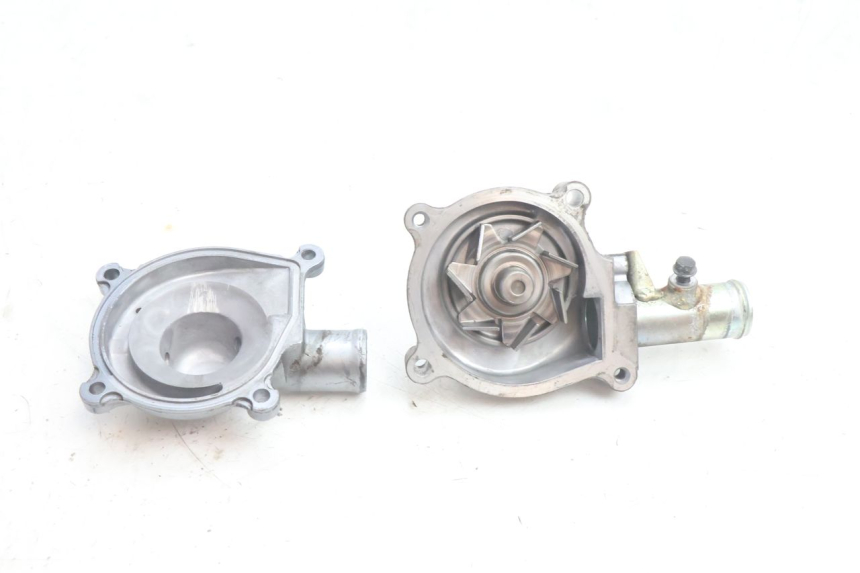 photo de POMPA ACQUA KAWASAKI ZZR 600 (1995 - 2004) - Dettaglio del componente