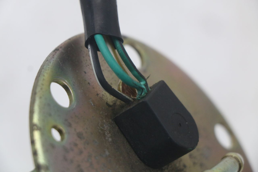 photo de POMPA DEL CARBURANTE QUADRO 3D S 350 (2013 - 2018) - Dettagli dei punti di fissaggio