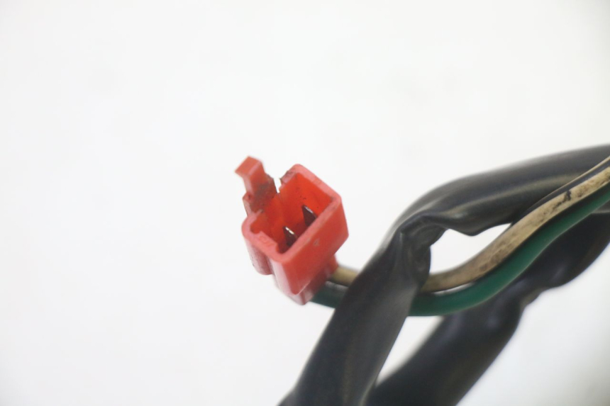 photo de POMPA CARBURANTE QUADRO 4 4D 350 (2015 - 2018) - Stato della superficie e materiale