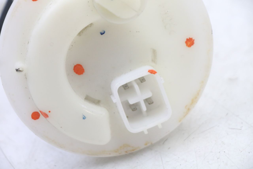 photo de POMPA DEL CARBURANTE YAMAHA BW'S BWS 125 (2010 - 2013) - Altra angolazione