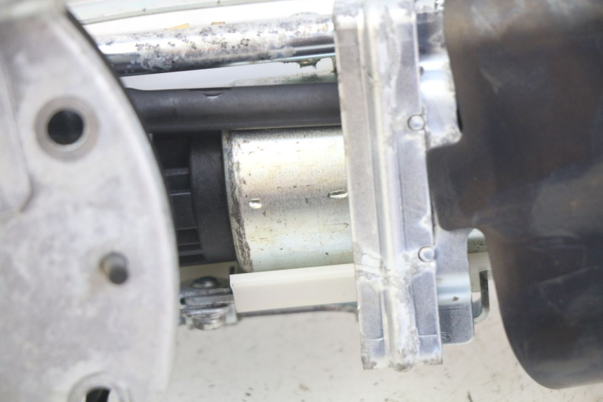 photo de POMPA CARBURANTE HONDA CB R 1000 (2018 - 2023) - Zoom sullo stato d'uso