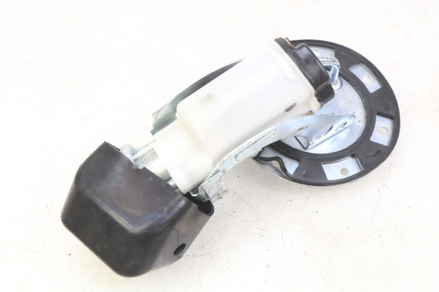 photo de POMPA CARBURANTE HONDA CB R 1000 (2018 - 2023) - Dettagli dei punti di fissaggio