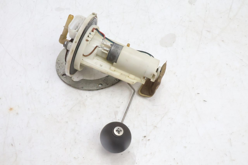 photo de POMPA DEL CARBURANTE PEUGEOT CITYSTAR 125 (2011 - 2017) - Caratteristiche distintive