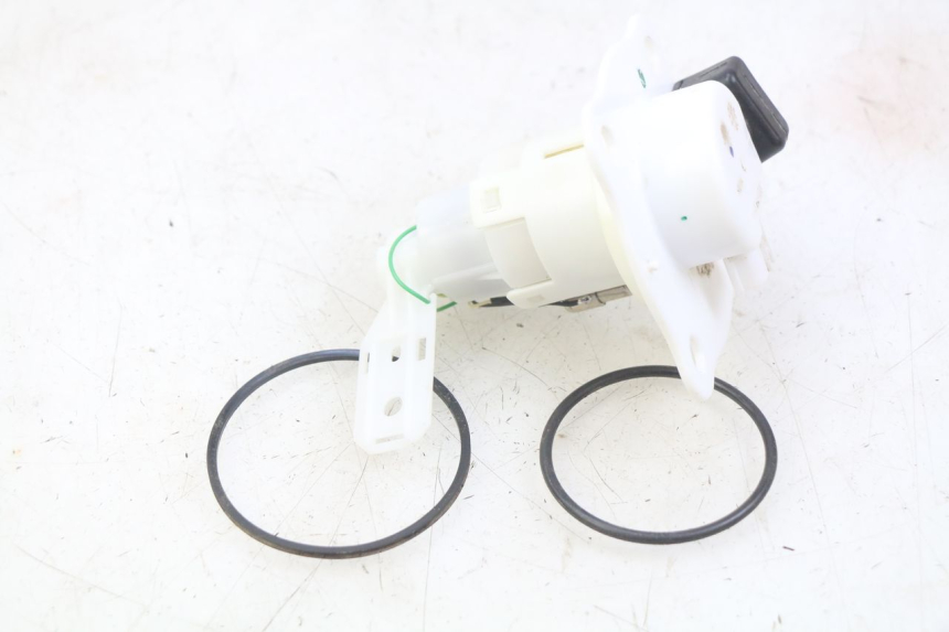 photo de POMPA DEL CARBURANTE HONDA CRF CR-F 125 (2022 - 2023) - Zoom sullo stato d'uso