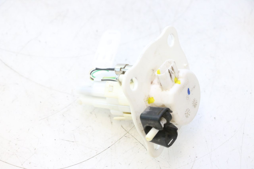 photo de POMPA CARBURANTE HONDA CRF CR-F 125 (2020 - 2021) - Zoom sullo stato d'uso