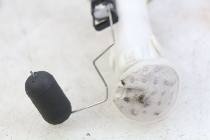 photo de POMPA CARBURANTE KYMCO DOWNTOWN ABS 125 (2015 - 2017) - Primo piano tecnico