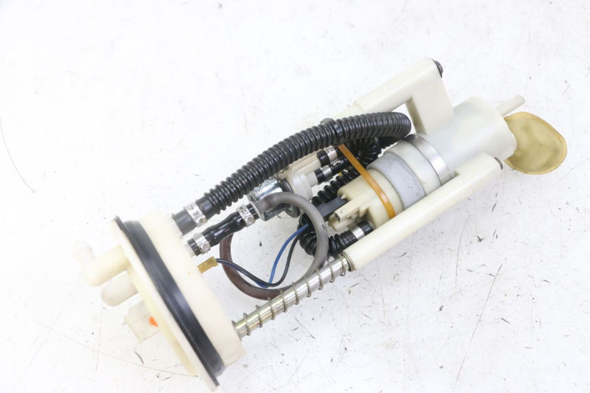 photo de POMPA CARBURANTE PEUGEOT ELYSTAR 125 (2002 - 2007) - Marcature e riferimenti originali