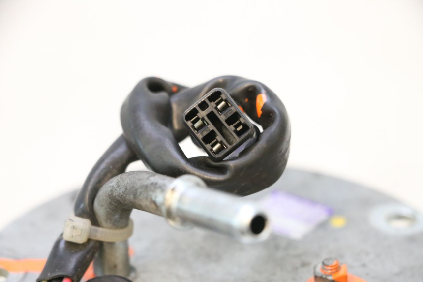 photo de POMPA CARBURANTE KAWASAKI ER-6 ER6 F ABS 650 (2012 - 2016) - Dettaglio del componente