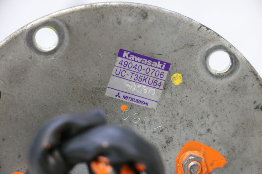 photo de POMPA CARBURANTE KAWASAKI ER-6 ER6 F ABS 650 (2012 - 2016) - Stato della superficie e materiale