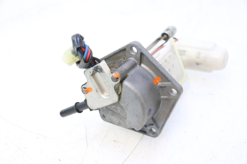 photo de POMPA CARBURANTE KAWASAKI ER-6 ER6 N 650 (2005 - 2009) - Vista d'insieme del prodotto