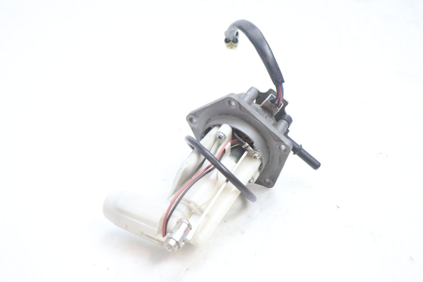 photo de POMPA CARBURANTE KAWASAKI ER-6 ER6 N 650 (2005 - 2009) - Altra angolazione