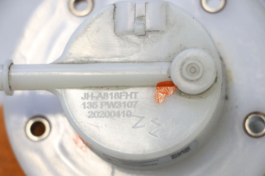 photo de POMPA DEL CARBURANTE KEEWAY F-ACT FACT EVO 50 (2020 - 2026) - Zoom sullo stato d'uso