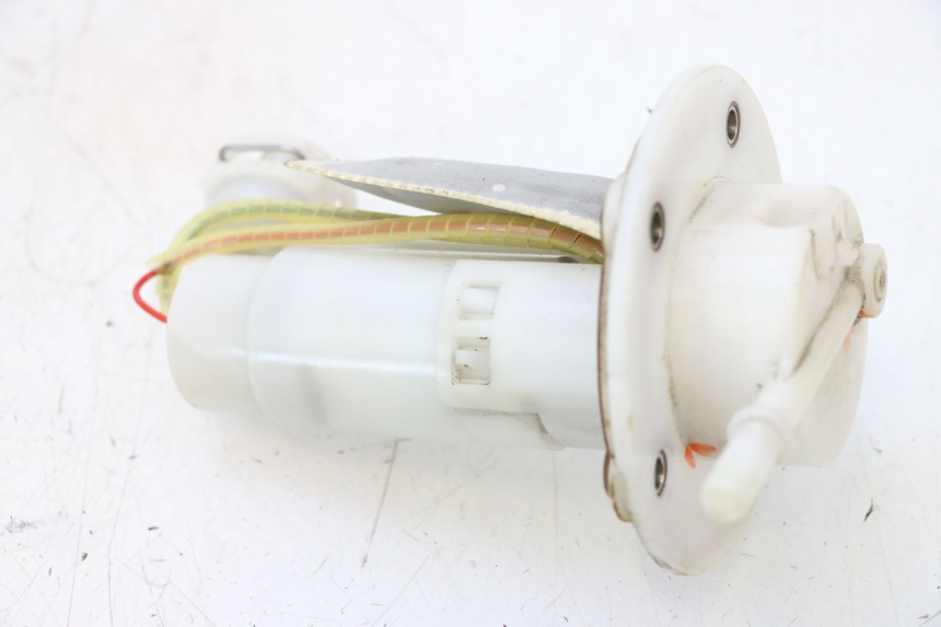 photo de POMPA DEL CARBURANTE KEEWAY F-ACT FACT EVO 50 (2020 - 2026) - Stato della superficie e materiale