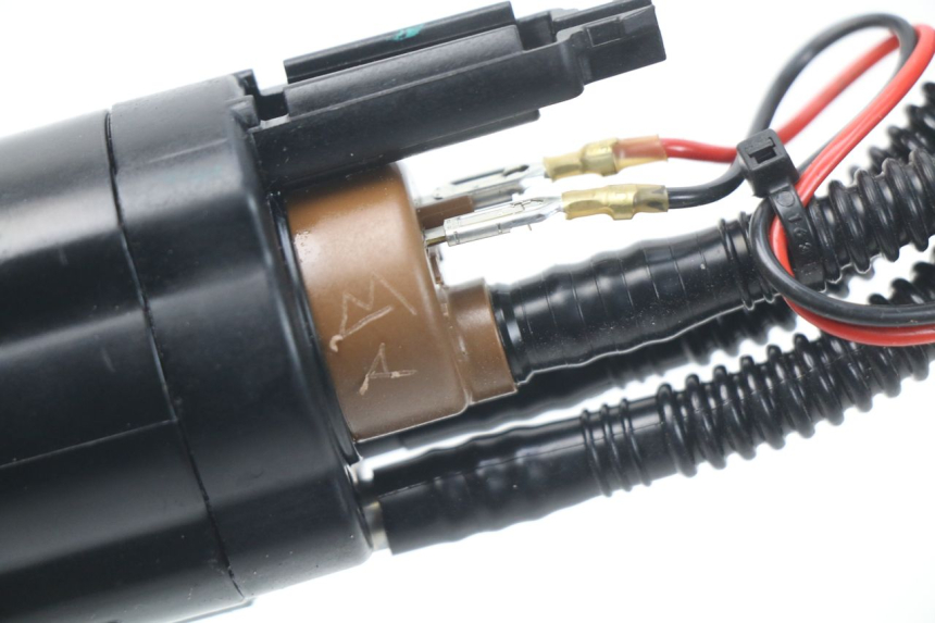 photo de POMPA CARBURANTE HUSQVARNA FC 350 (2019 - 2022) - Primo piano tecnico