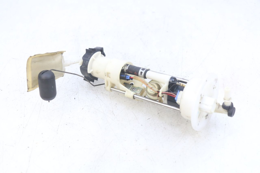 photo de POMPA CARBURANTE HONDA FES PANTHEON 125 (2003 - 2007) - Primo piano tecnico